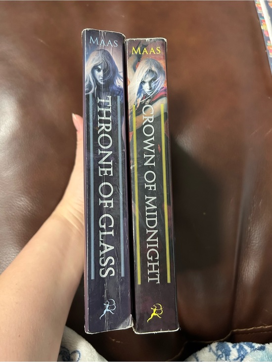 Other - Sarah J. Maas OOP Throne of Glass & Crown of Midnight Paperbacks